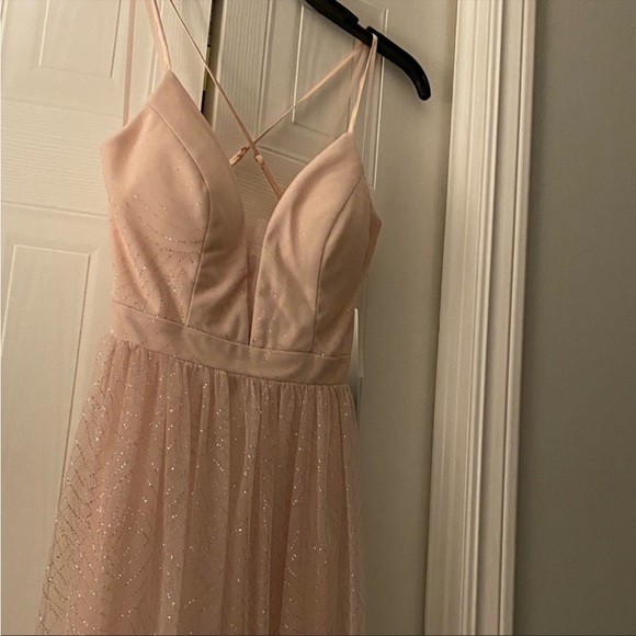 Blush pink sparkly dress - Picture 2 of 6